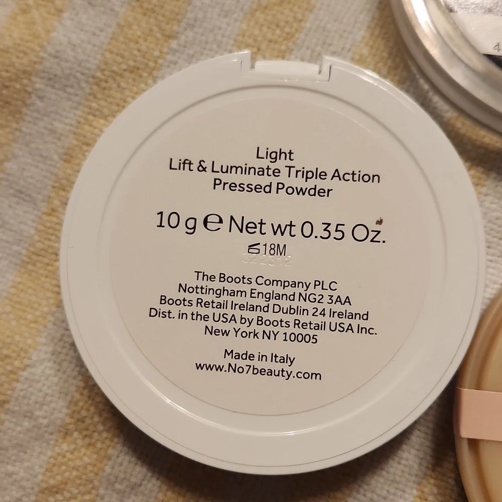 Drugstore Powders ❤️ - Picture 2 of 5